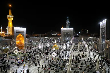 آیین سنتی نقاره نوازی سحرگاهی در حرم مطهر رضوی