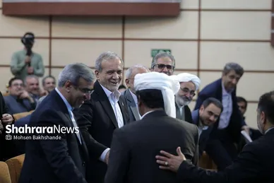 گزارش تصویری | همایش «نهضت توسعه عدالت آموزشی با رویکرد محرومیت‌زدایی از فضاها و تجهیزات آموزشی و کیفیت‌بخشی با مشارکت مردم» با حضور رئیس‌جمهور