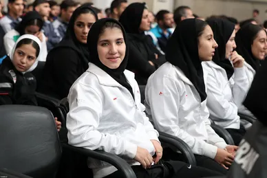 عکس‌هایی از دیدار مدال‌آوران ورزشی و علمی با رهبر انقلاب (۲۸ مهرماه ۱۴۰۴)