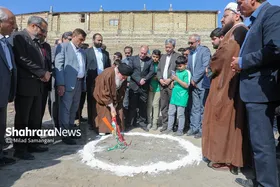 مراسم کلنگ&zwnj;زنی احداث ۱۰۵ کلاس آموزشی در حاشیه شهر