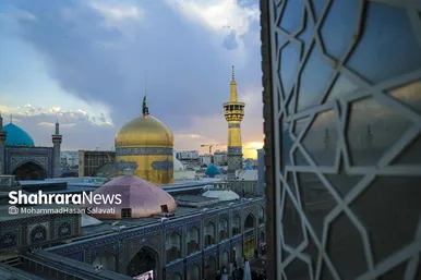 گزارش تصویری | آئین اذن عزای حسینی و تعویض پرچم گنبد حرم مطهر رضوی همزمان با آغاز ماه محرم