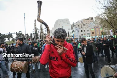 دسته عزای علوی در روز شهادت حضرت علی(ع) در مشهد