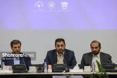 امضای سند همکاری تامین ریل ملی خطوط قطارشهری مشهد