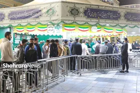 حضور استادان هنر انقلاب اسلامی در چای خانه حضرت رضا (ع)