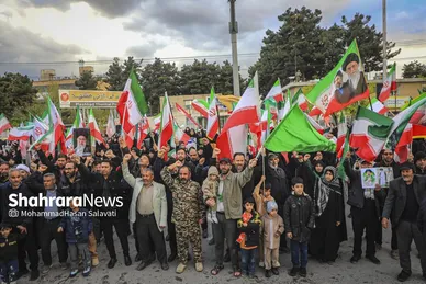 گزارش تصویری | تشکیل زنجیره انسانی مردم در کنار نیروگاه حرارتی مشهد