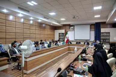 نشست نخبگان بسیج دانشجویی استان خراسان رضوی با وزیر دادگستری