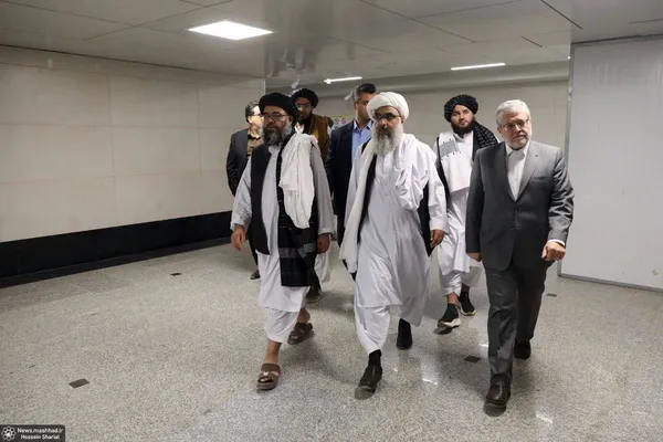 والی هرات از قطار شهری مشهد بازدید کرد + عکس