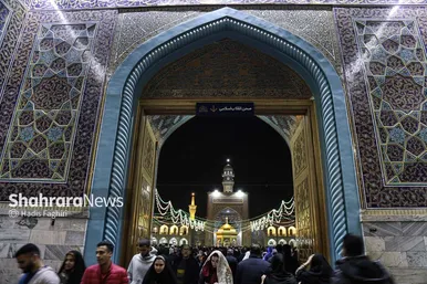 گزارش تصویری | حرم امام هشتم در شب میلاد امام علی(ع)