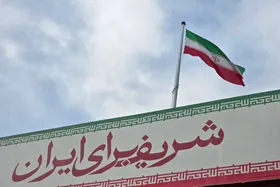 من ماندم و تنگه&zwnj;ای که باید حفظ می&zwnj;کردم