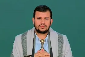 رهبر انصارالله یمن: منطقه با وجود دشمن اسرائیلی رنگ ثبات به خود نمی&zwnj;بیند