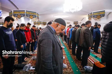 مراسم افطاری در حرم امام‌رضا(ع)
