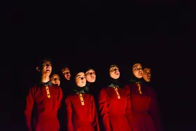 گفتگو با کارگردان کاشمری درباره نمایش &laquo;برچسب&raquo; | داوری آثار شهرستانی در جشنواره تئاتر استان منصفانه باشد