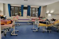 مسمومیت ۱۷ نفر از دانشجویان دانشگاه ایلام در خوابگاه (۱۰ خرداد ۱۴۰۴)