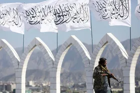 حکومت طالبان: اتباع افغان مرتبط با ارتش بریتانیا تحت پیگرد قرار نمی&zwnj;گیرند