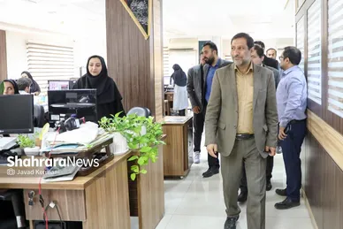 بازدید جمعی از مسئولین شهری مشهدمقدس از موسسه فرهنگی شهرآرا (۲) (۱۶ مرداد ۱۴۰۳)