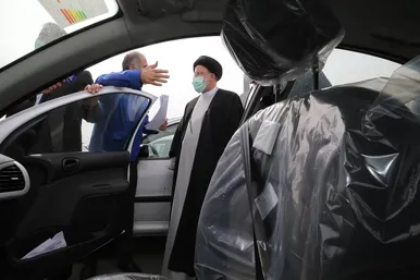بازدید سرزده رئیس جمهور از ایران خودرو