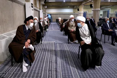 مراسم تنفیذ حکم سیزدهمین دوره ریاست جمهوری اسلامی ایران‌