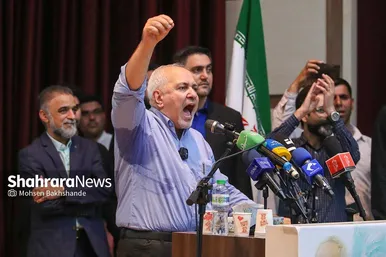 سفر تبلیغاتی محمدجواد ظریف به مشهد برای دور دوم انتخابات ۱۴۰۳
