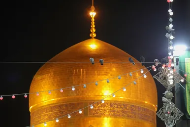  چراغانی حرم مطهر رضوی به مناسبت دهه کرامت