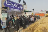 ویدئو | حضور خادمان امام رضا(ع) در مواکب خدمت‌رسانی مرز مهران