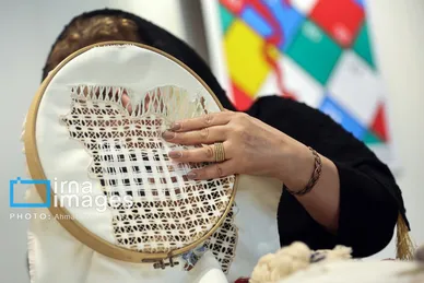 عکس‌هایی از کارگاه هنرهای تجسمی «ایران من»