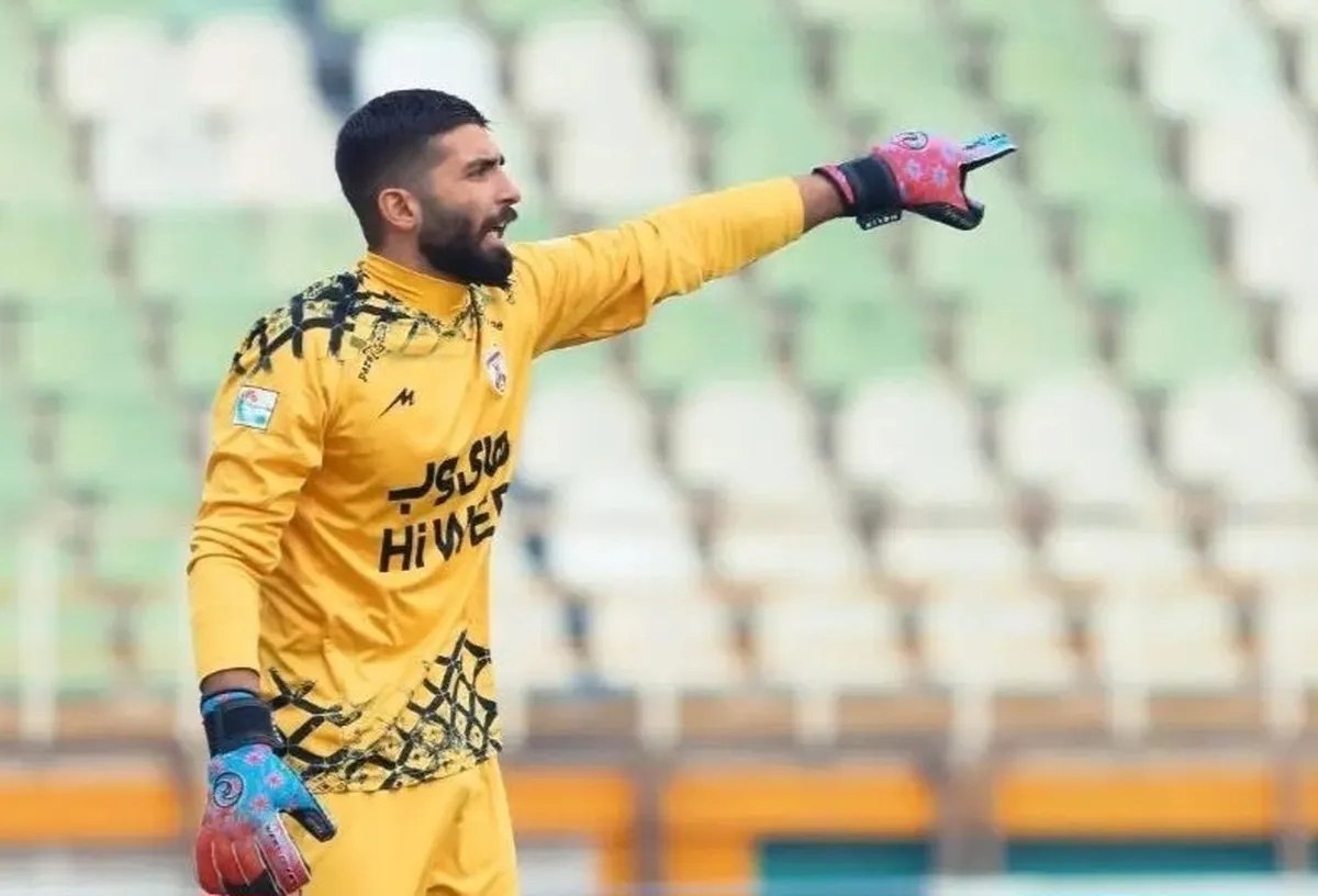پیغام عجیب گلر محبوب استقلال و پرسپولیس برای مدیرعامل هوادار
