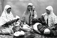 نگاهی کوتاه به تفریحات زنان در گذشته