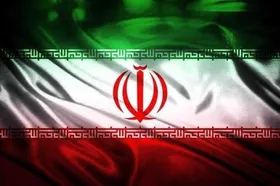 راه&zwnj;اندازی پویش هر خانه یک پرچم | اهتزاز پرچم ایران در کوچه&zwnj; پس&zwnj;کوچه&zwnj;های شهر مشهد