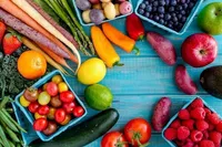 تغذیه مناسب برای کودکان و سالمندان در شرایط آلودگی هوا