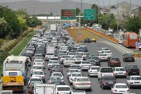 ویدئو/ وضعیت تردد و ترافیک خیابان&zwnj;های مشهد در عصر ۱۴ فروردین