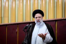 رئیسی: دستگاه&zwnj;ها آماده جذب نخبگان هستند| بیش از ۹۰ درصد داروها تولید داخل است+ فیلم