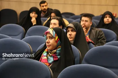 دومین روز برگزاری رویداد رسانه‌ای رج در کارخانه نورآوری مشهد