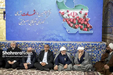 گزارش تصویری | مراسم چهلم شهدای حوادث دی ماه در حرم مطهر رضوی با حضور رئیس جمهور