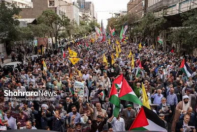 راهپیمایی انزجار مردم مشهد از جنایات رژیم صهیونیستی در لبنان و فلسطین