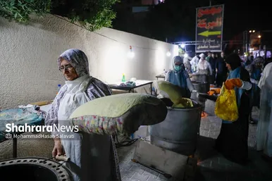 گزارش تصویری | نذر نان در مسیر کربلا