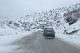 جاده&zwnj;های خراسان &zwnj;رضوی برفی و لغزنده است