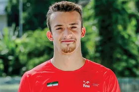 شیرجه به سوی سرنوشت| شناگر مشهدی المپیکی می&zwnj;شود؟