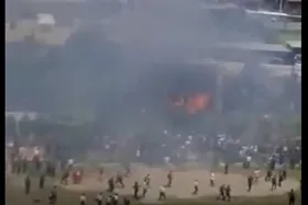 سقوط جت آموزشی در بنگلادش| ۱۹ نفر کشته و ۱۰۰ تن زخمی شدند (۳۰ تیر ۱۴۰۴)