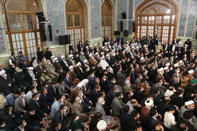 حضور و سخنرانی رهبر انقلاب در اجتماع زائران و مجاوران حرم مطهر رضوی- ۳