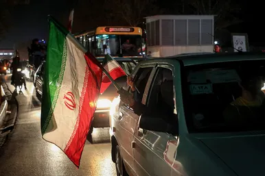  شادی مردم مشهد بعد از برد تیم ملی ایران