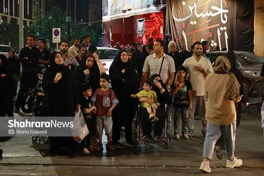گزارش تصویری | آیین مشعل گردانی نجفی های مقیم مشهد در شب عاشورا