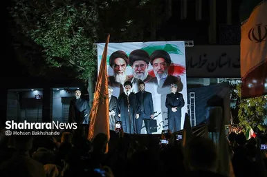 گزارش تصویری | سی‌ونهمین شب شکوه حضور مردم در خیابان‌های مشهد ۱