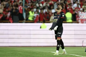 معاون حقوقی سابق پرسپولیس: الحاقیه قرارداد را نوشتیم تا بیرانوند گچ دستش را باز کند!