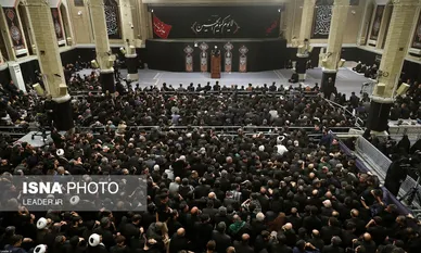 اولین شب مراسم عزاداری حضرت اباعبدالله‌الحسین(ع) در حسینیه امام‌خمینی(ره)