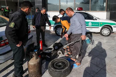 نمایشگاه کشفیات پلیس در طرح 