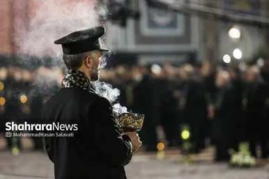 آئین خطبه خوانی شب عاشورا در حرم مطهر رضوی