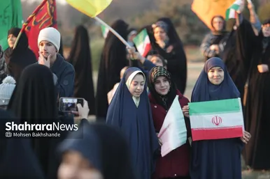 گزارش تصویری | اجتماع مردم مشهد در پی اهانت به پرچم مقدس ایران