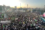 جشن ۲.۵ کیلومتری مشهدی‌ها در سالروز ولادت امام مهربانی‌ها | «خوشا ملکی که سلطانش تو باشی» + فیلم و تصاویر