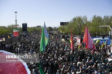 تشییع باشکوه پیکر سردار شهید زاهدی در اصفهان