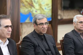 استاندار خراسان رضوی: ظرفیت&zwnj;های خراسان رضوی و نیروی زمینی سپاه برای توسعه هم&zwnj;افزا می&zwnj;شود
